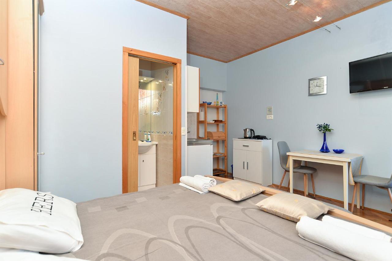 Apartments Jasna 1128 Fažana Eksteriør bilde